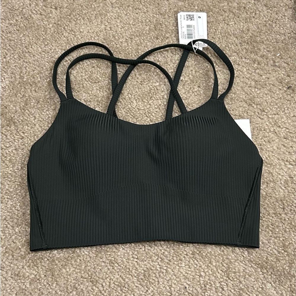 Lululemon like a cloud bra ribbed RNFG size 4
